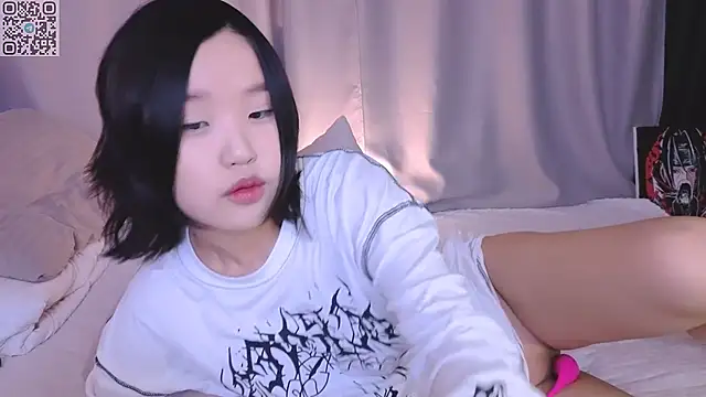 dreamSuaa online show from May 31, 5:13 am
