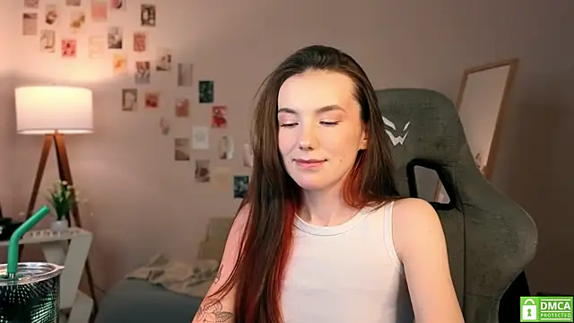 yourfrenchteacher online show from November 17, 4:46 am