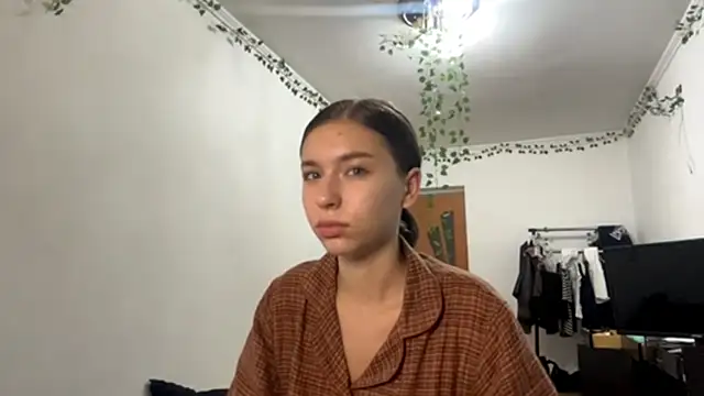 LilithFlamey online show from November 2, 7:12 am