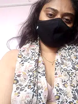 girl999 online show from March 7, 4:52 am