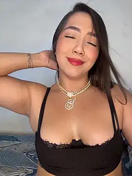 Hannahpradaa  online show from November 9, 3:41 pm