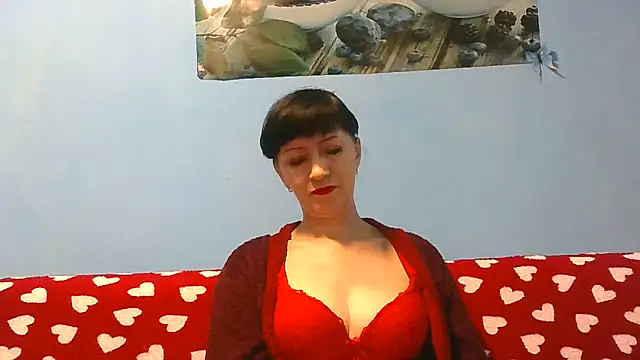 IffetLove42 online show from June 4, 7:35 am