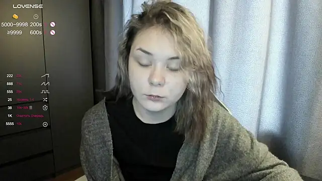 sophia lix online show from January 19, 4:19 am