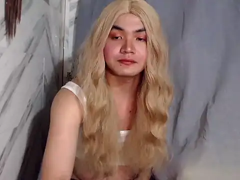 hot chieaxxx online show from November 25, 3:36 pm