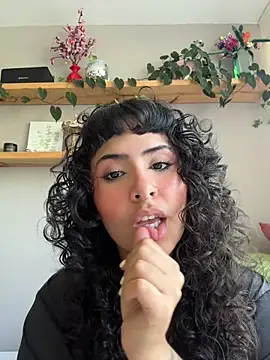 SugarTroubl33 online show from July 10, 2:50 pm