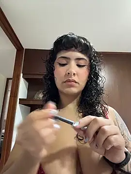 SugarTroubl33 online show from March 27, 2:07 pm