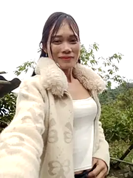 doggy-00 online show from February 13, 9:00 am