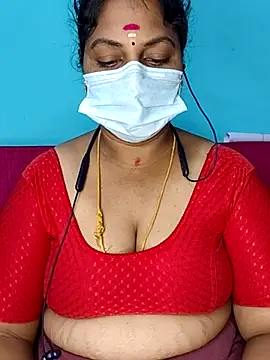 deepikasree143 online show from November 12, 7:23 pm