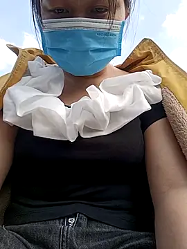 yoyo-mi online show from March 2, 9:49 am