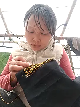 yoyo-mi online show from November 16, 6:59 am