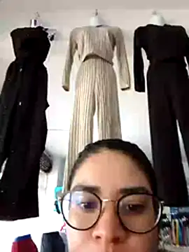 AlayaMore online show from December 22, 6:11 pm