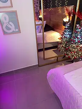 milena kiitty online show from December 3, 3:03 pm