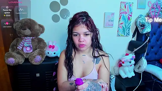 Emma boo online show from February 4, 3:15 pm