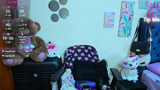 Emma boo online show from January 8, 9:41 pm