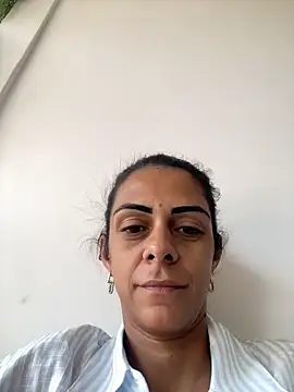 sabrinaneves online show from April 18, 1:24 pm