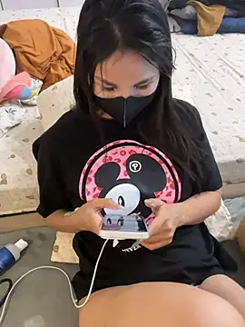 trinhvutrinh online show from March 26, 3:03 pm