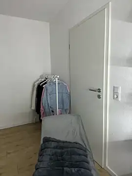 kimkatyrides online show from December 4, 5:03 pm