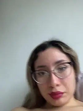 vanessa-242424 online show from November 29, 10:36 pm