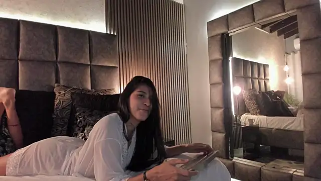 BrigitteVons online show from November 10, 5:02 am