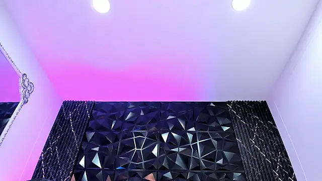 AudreyHayworth online show from April 5, 1:32 pm