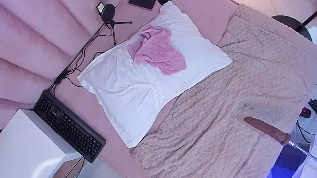 Natural BIGASS Nina online show from March 7, 7:43 pm