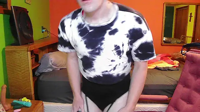 glamtransgoddess15 online show from August 4, 12:38 am