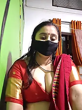 Hot dolls online show from November 1, 8:46 pm