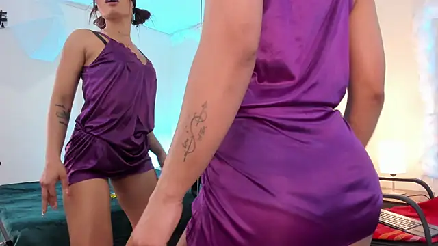 Lucerop  online show from November 8, 4:06 am