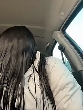 Samantha firee online show from April 18, 11:13 am