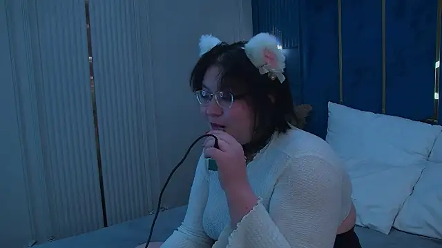 JennyBloom online show from December 14, 9:37 am