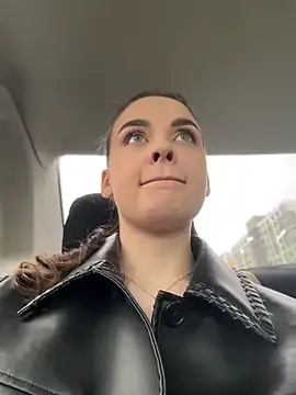 KristiRich online show from April 23, 1:46 pm