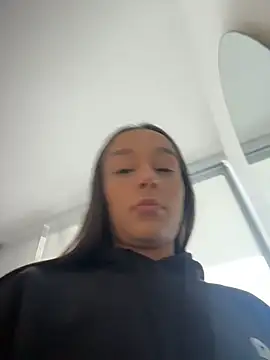 Brunettecollins05 online show from June 8, 8:41 pm