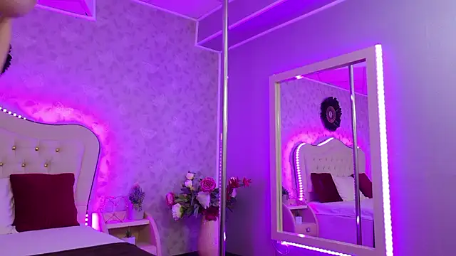 GracieCute online show from March 31, 3:28 am