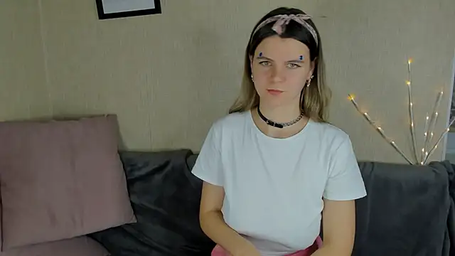 Zorianaa online show from November 22, 9:39 pm