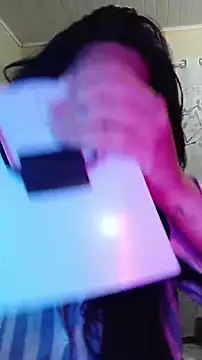 Allyardosia online show from December 2, 3:30 am