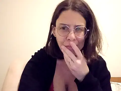 hotnathy69 online show from April 15, 11:22 am