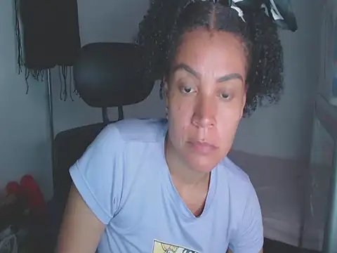 shayna cute online show from May 8, 2:59 am