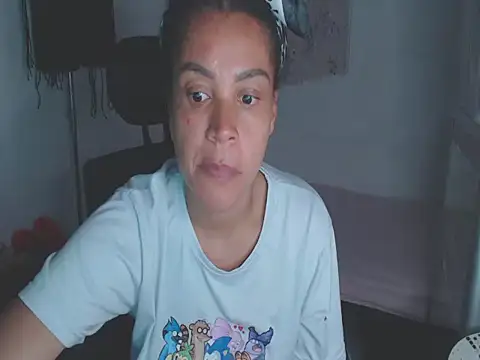 shayna cute online show from May 7, 12:04 am