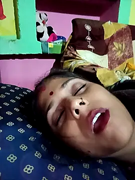 Simmy hot online show from November 6, 4:46 pm