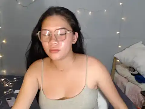 hotsexyreb online show from December 22, 1:58 pm