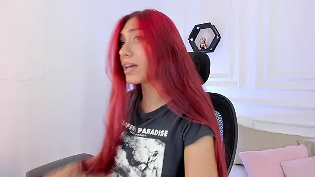 Ana Muller19 online show from July 28, 3:15 am