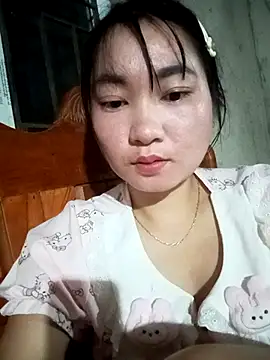 buom-xinh online show from November 4, 1:27 pm