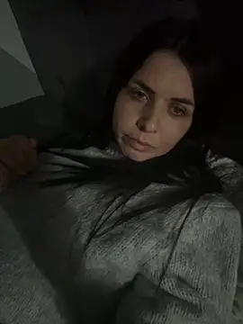 AmandaMartinezz online show from December 4, 7:14 pm