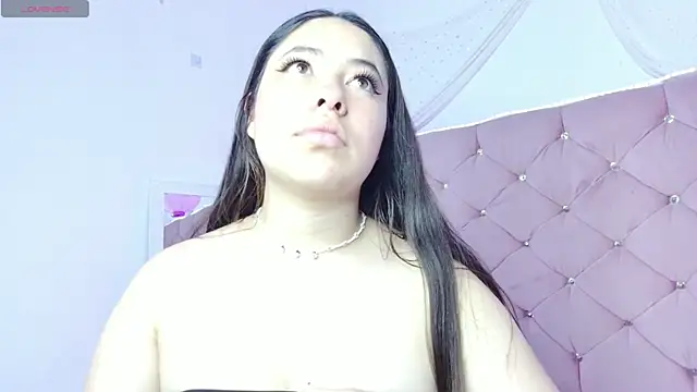 lauxury  online show from November 12, 3:04 am