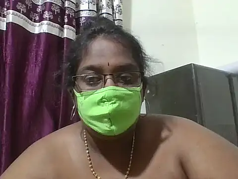 hootypriya online show from April 30, 8:57 pm