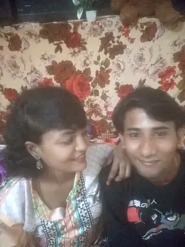 Freakingromance online show from January 31, 7:45 pm