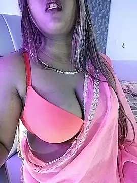 LoveLy-Soneya online show from June 10, 7:45 pm