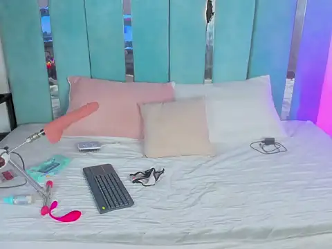 Alesia watson online show from December 5, 3:50 am