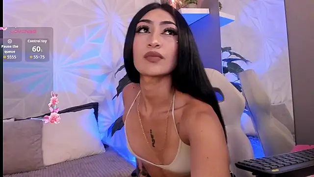  Amber 09 online show from November 5, 11:32 pm