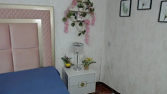 Madhison 5 online show from February 20, 12:39 pm